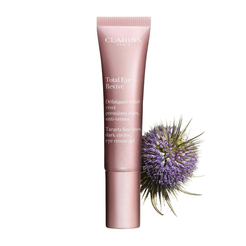 Total Eye Revive packshot with ingredient