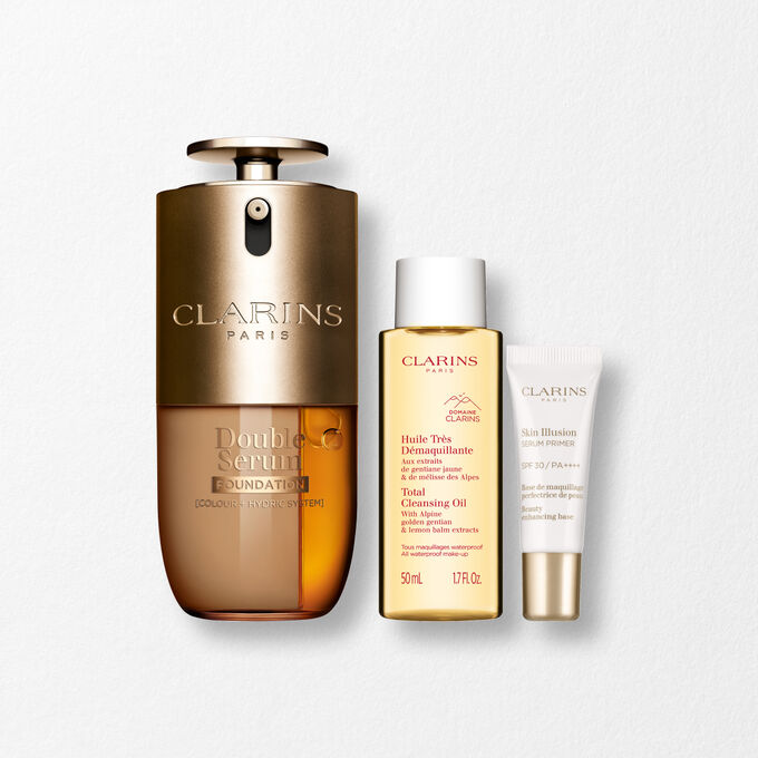 Packshot of Clarins Double Serum Foundation available for every skin tone, featuring key ingredients turmeric and papain