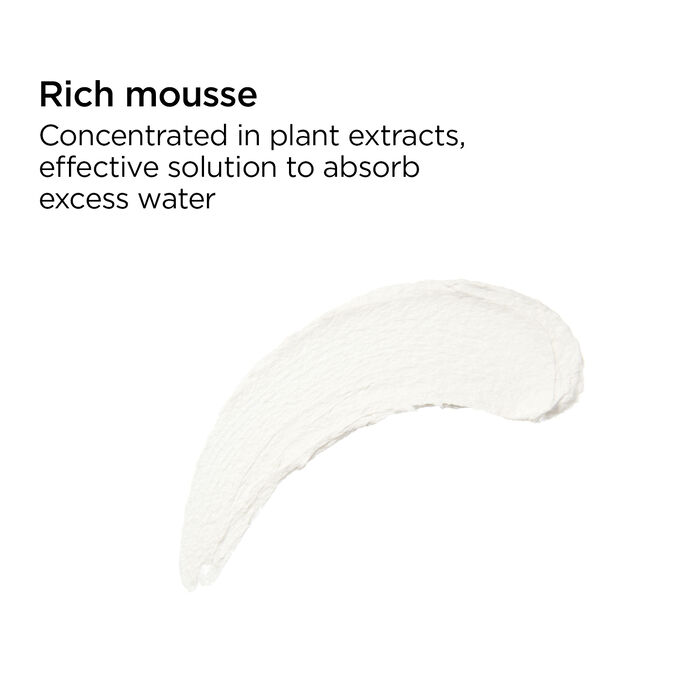 Intensive Facial Lift Wrap rich mousse texture