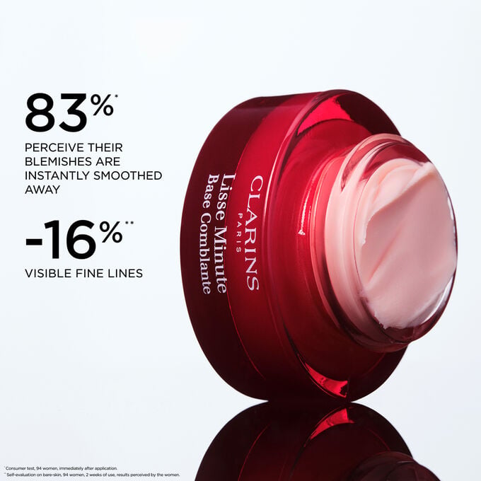 Instant Smooth Perfecting Touch ultra light melting texture
