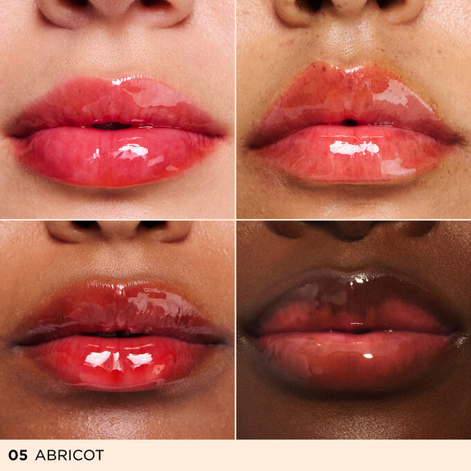 Before and after close-up of a woman&rsquo;s lips, showing the results after applying the orange ton lip oil