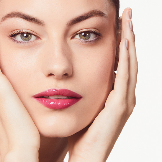 Clarins Malaysia Lip Comfort Oil glossy finishes